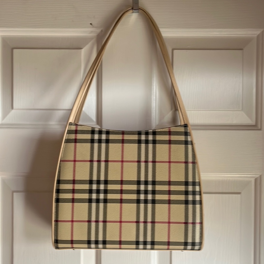 Burberry patterned purse